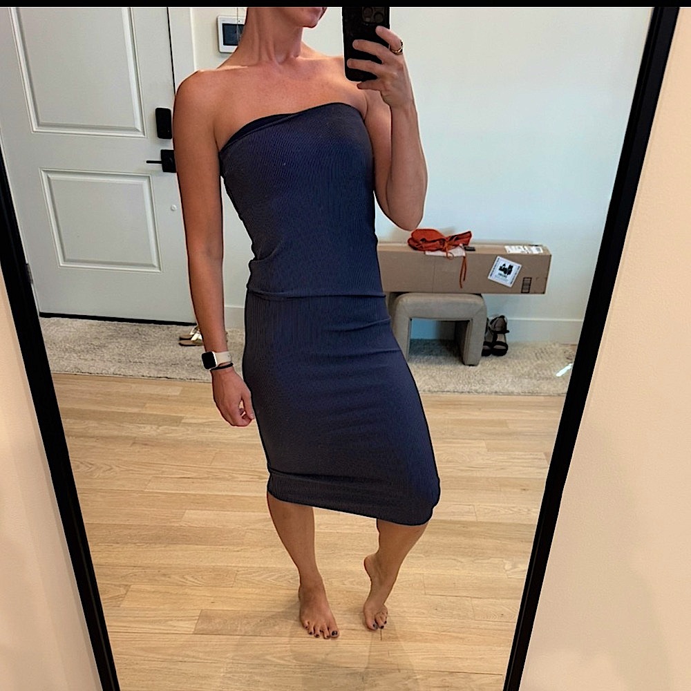 OFFLINE By Aerie Stripe Rib Night Out Midi Tube Dress Navy. Size SMALL NWT